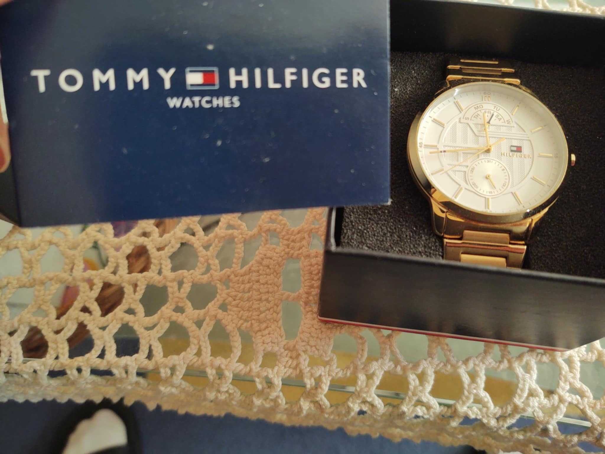 Tommy Hilfiger Złoty Zegarek