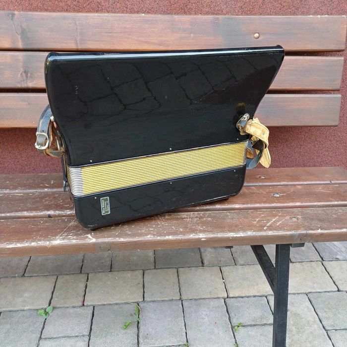 Akordeon Hohner Concerto 72 basy
