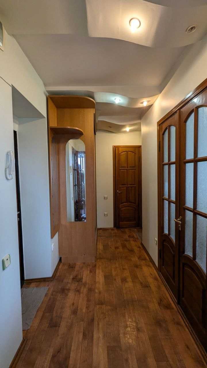 (4) 3 ком квартира на ул. Старицкого