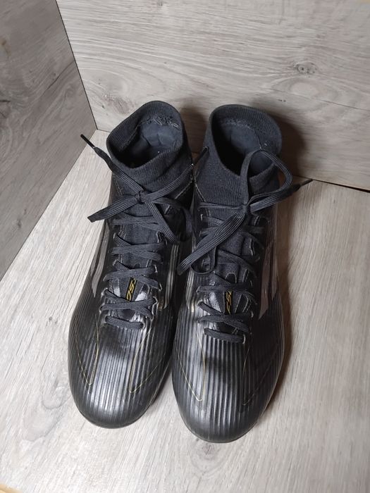 Бутсы,копы Adidas F50