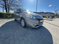Peugeot 208 Peugeot 208 1.4 Vti 2012