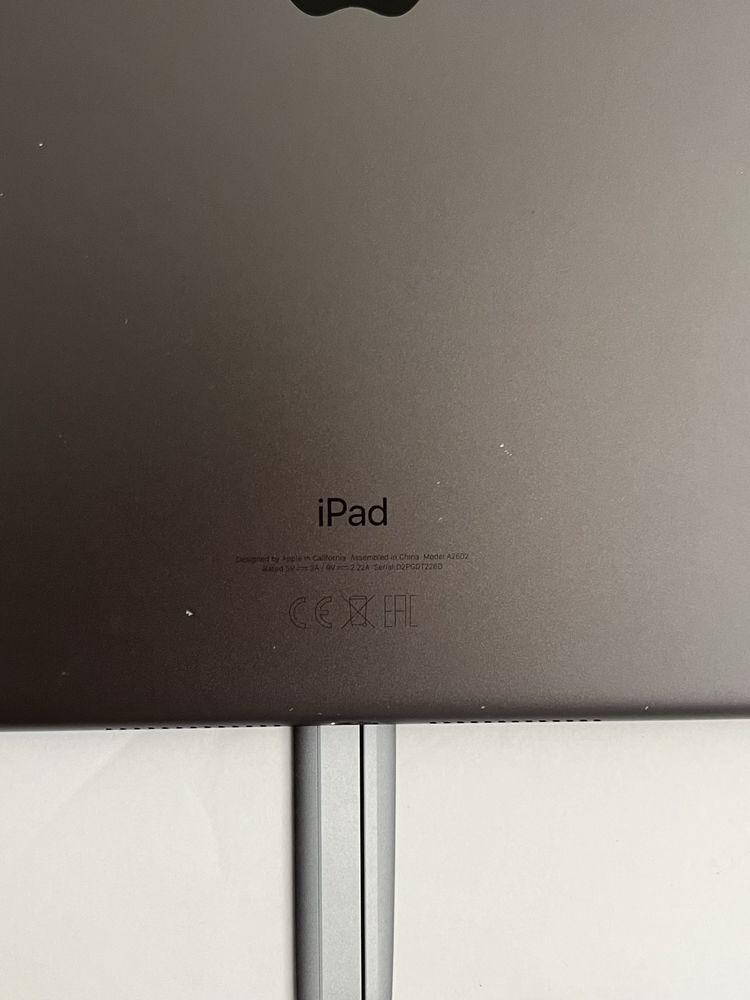 Apple iPad 10.2" 9a Geração 2021 64Gb