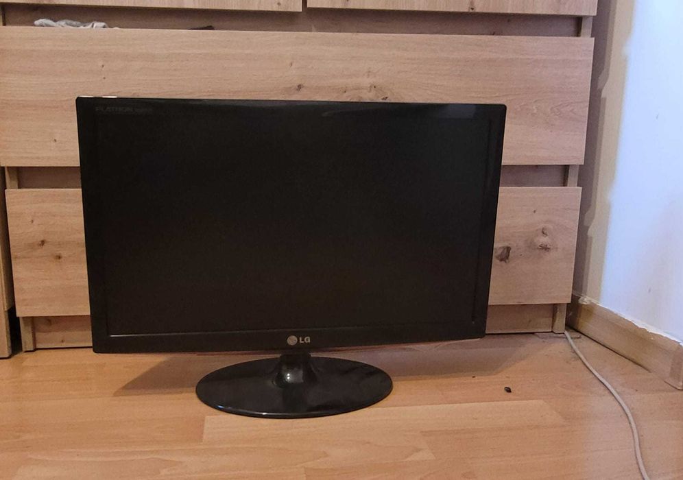 Monitor LG W2261VP