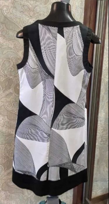 Продам женское летнее платье