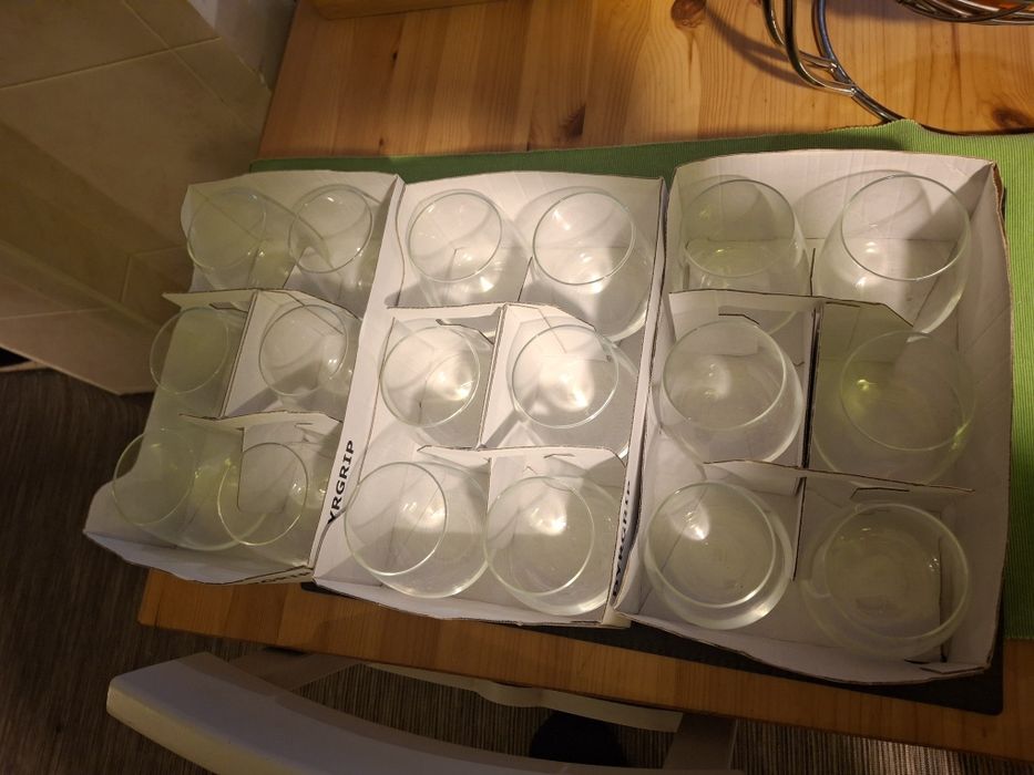 40 copos Ikea DYRGRIP