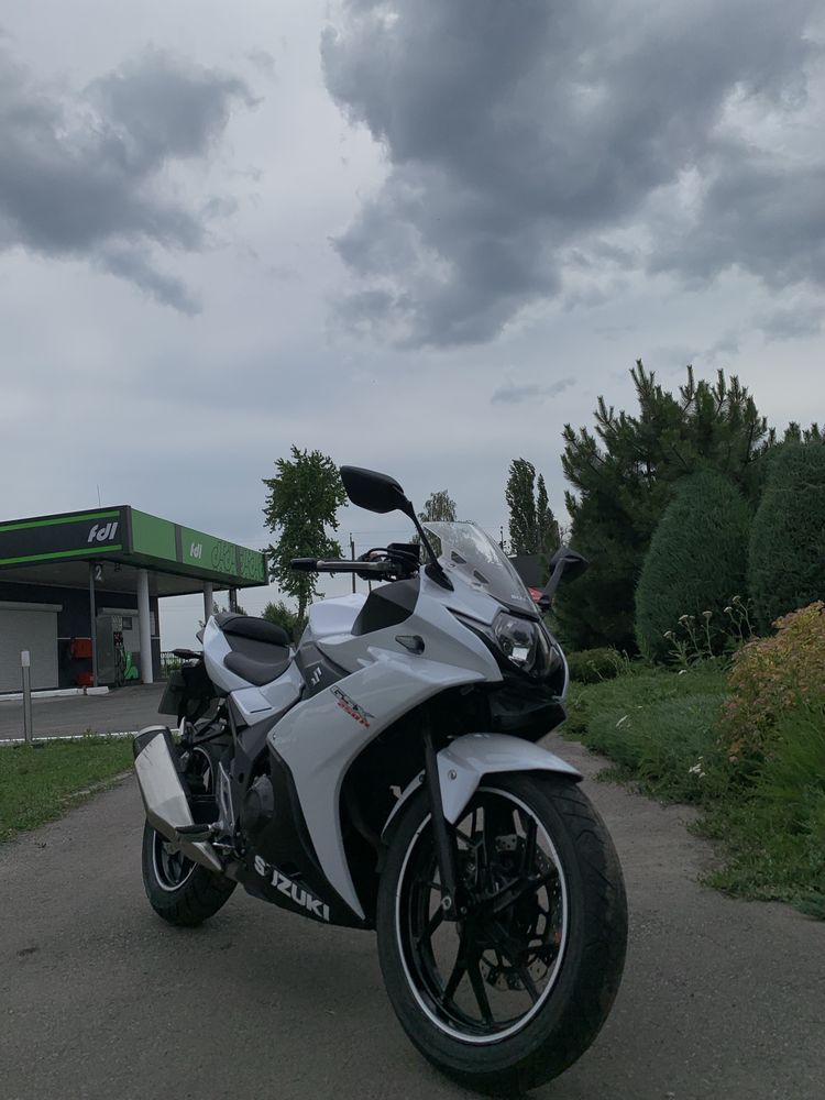 Suzuki GSX-R 250R 2018 року