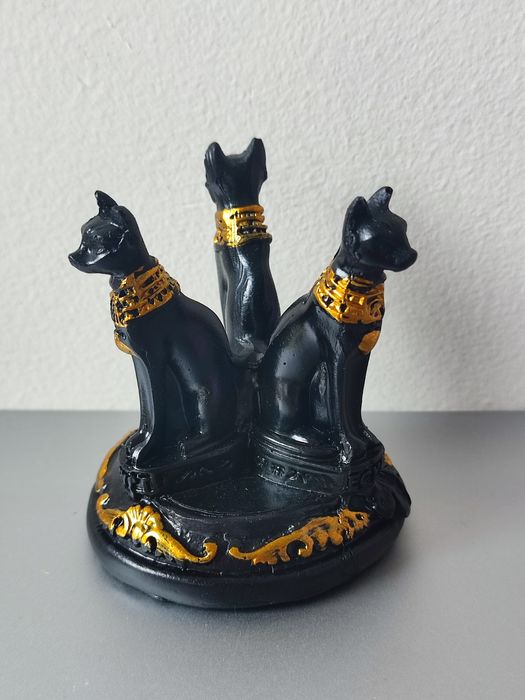 Figurki 3 czarne koty
