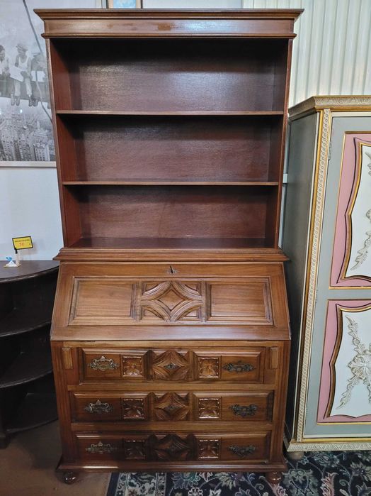 Escrivaninha em madeira com alçado - óptimo estado