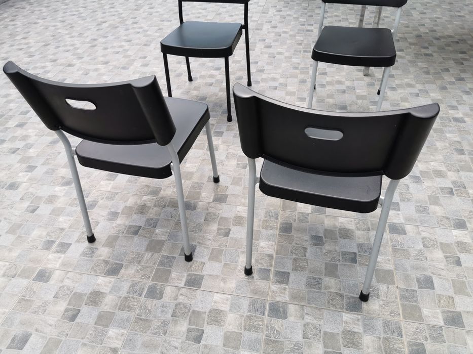 Vendo 4 cadeiras IKEA
