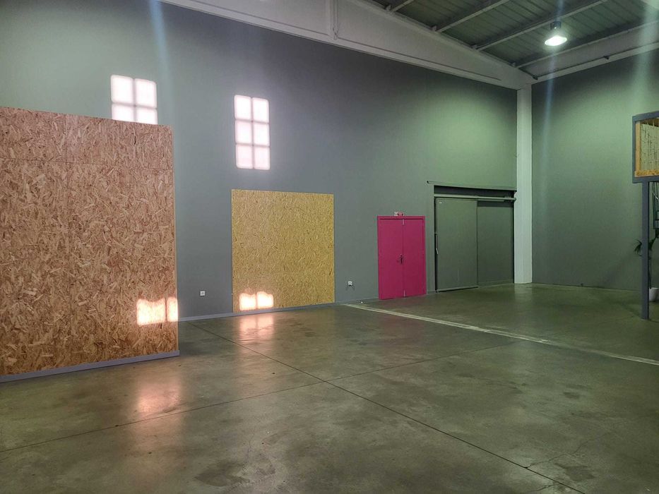 Armazém versátil para arrendamento: total ou metade