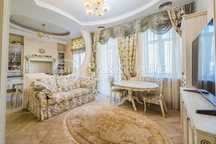 Царский дом квартира с ремонтом Крещатик Софиевская Площадь