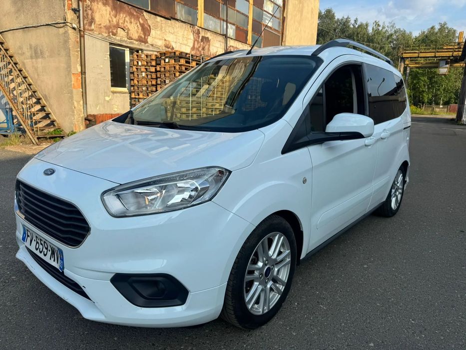 Ford Courier Ford Tourneo Courier 1.5 TDCI
