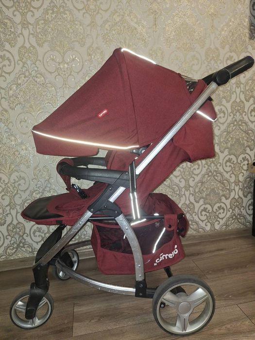 Прогулянкова коляска