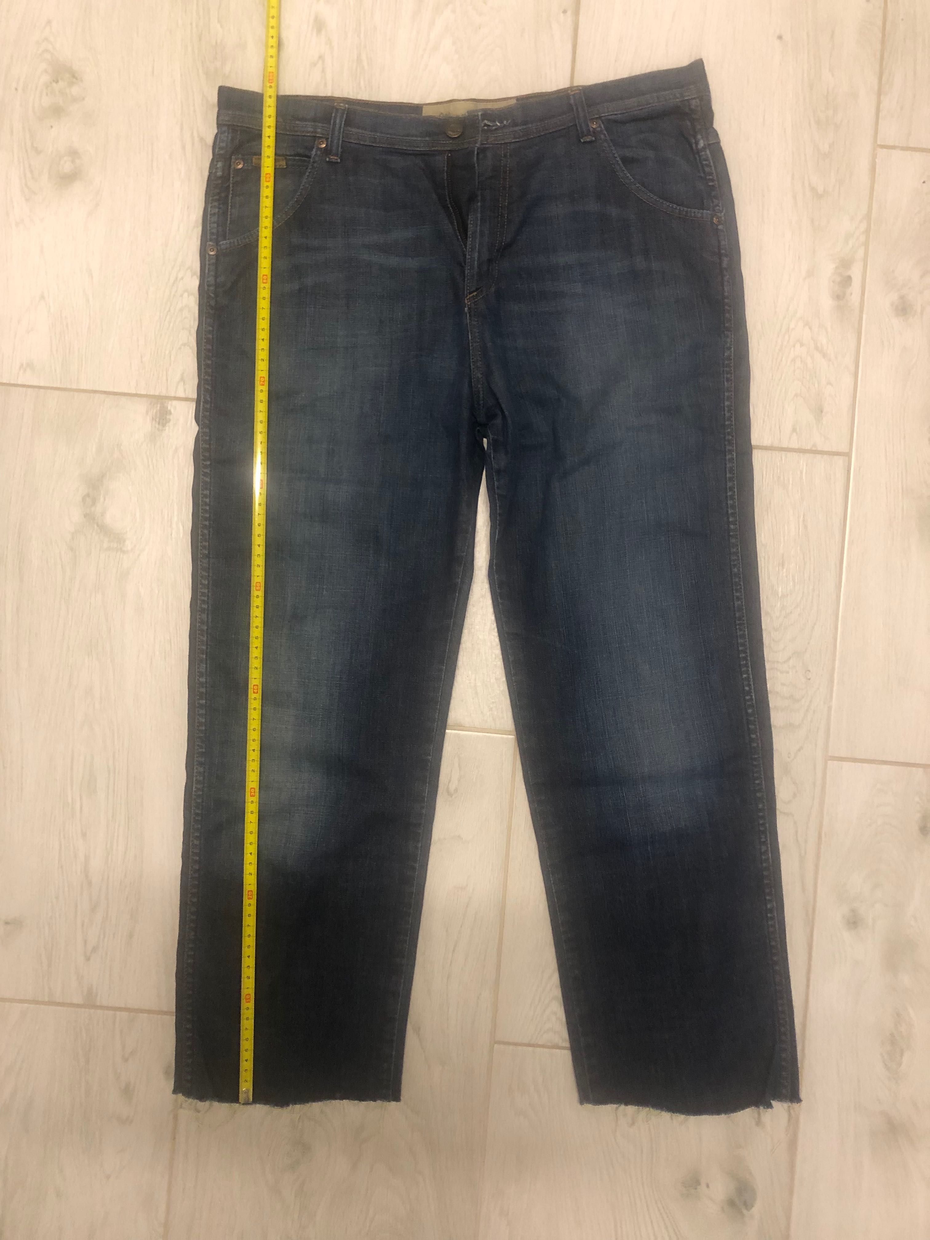 Spodnie jeans w34 l32 wrangler