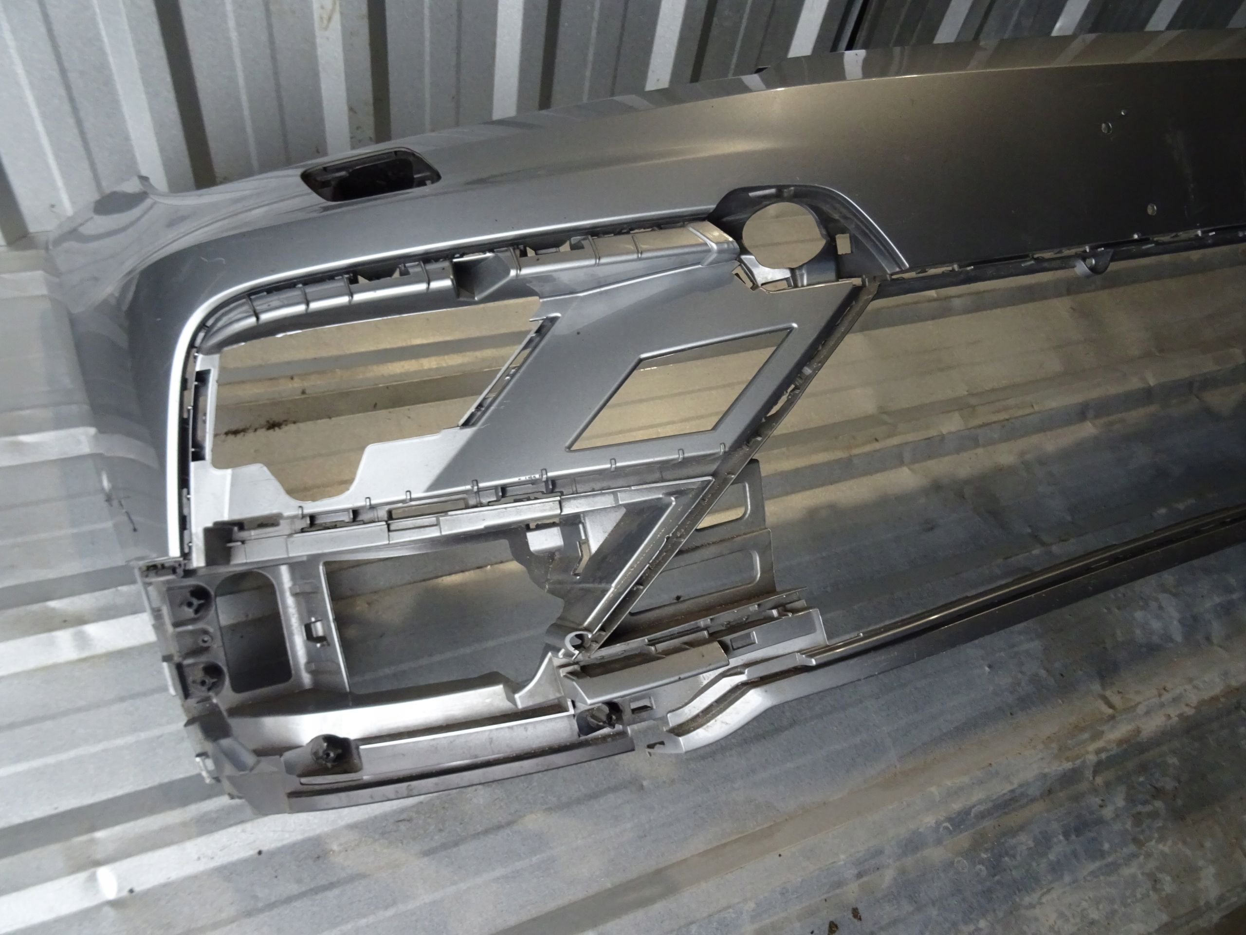 Zderzak przód VW tiguan II r line 5NN allspace OE