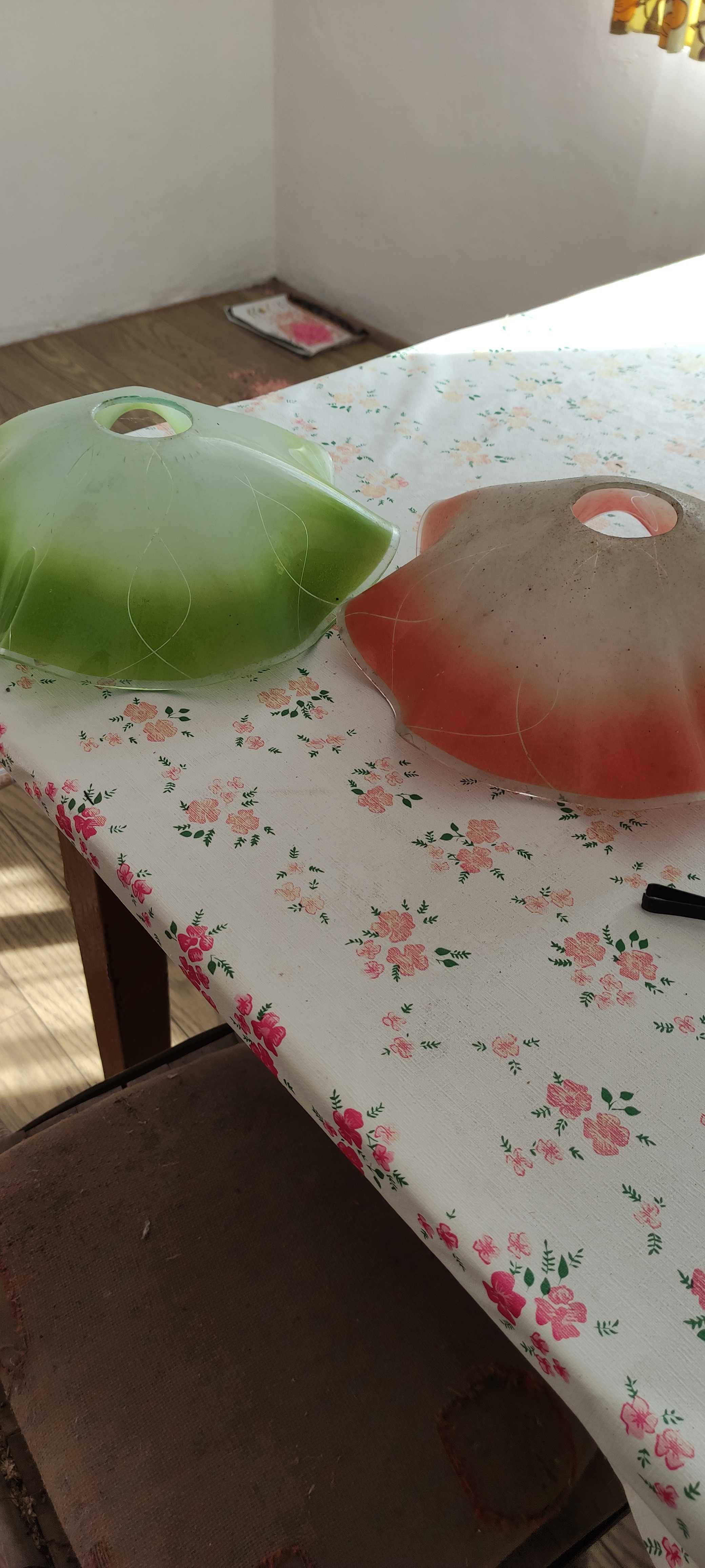 Dwa klosze do żyrandola PRL