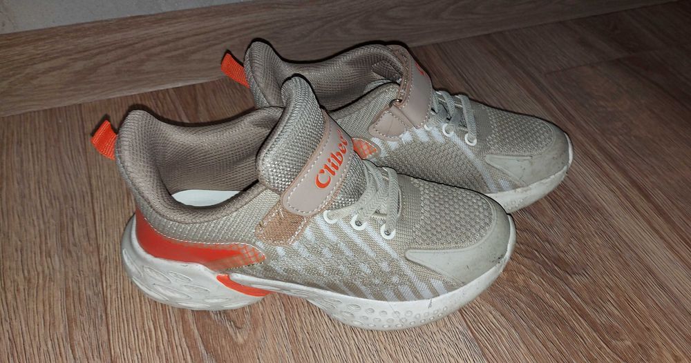 Buty dla dziecka roz 34
