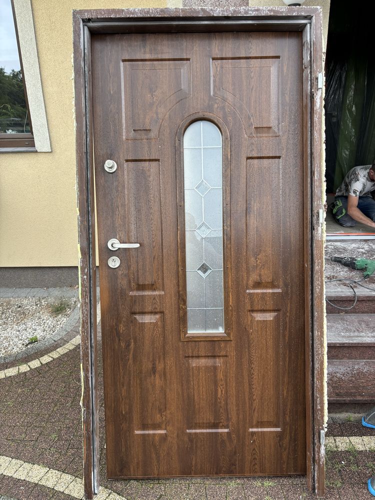 Drzwi zewnętrzne KMT z demontażu