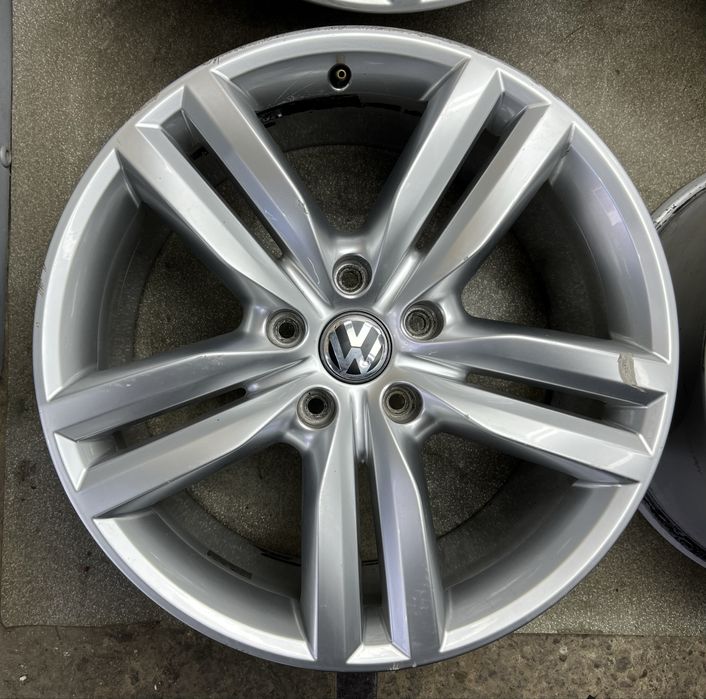 Диски R20 5 130 Оригінал Volkswagen Touareg J9 et57 туарег