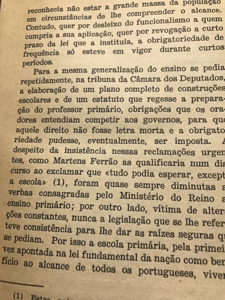 Notas para a História do Ensino em Portugal