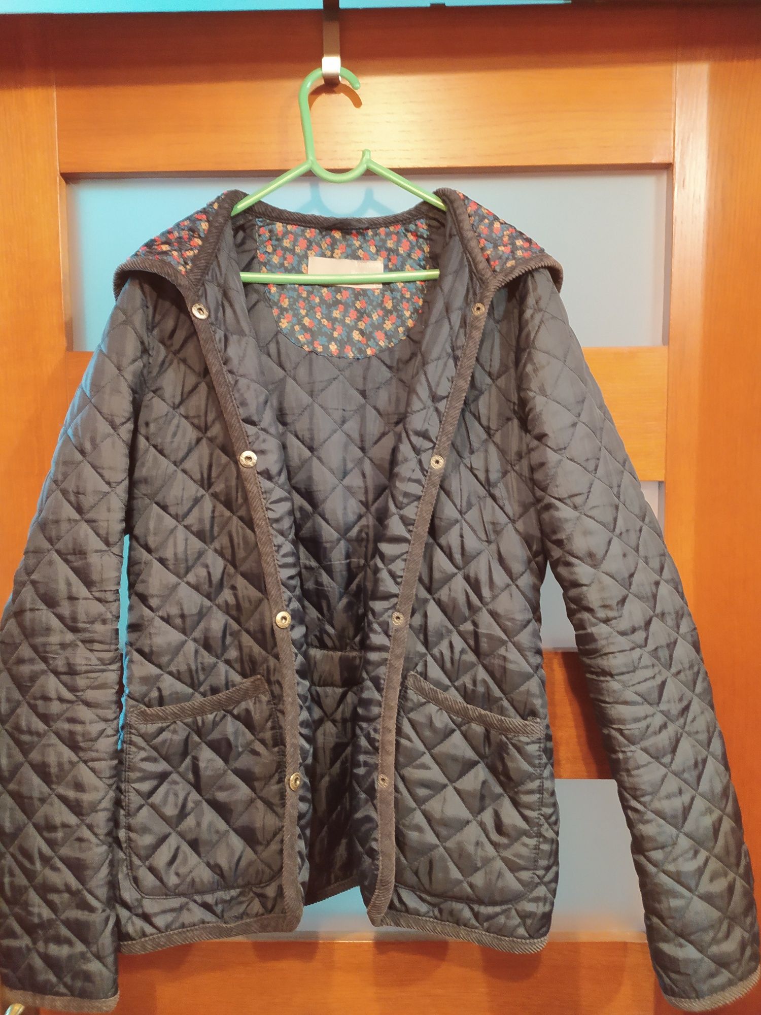 Vintage Boutique -  lekka pikowana kurtka - S/M Uk10