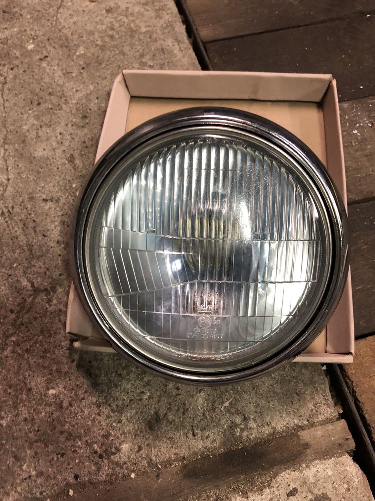 Suzuki volusia 800 błotnik lampa