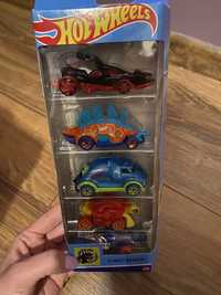 HOT WHEELS Street Beasts  5 SZT  autka