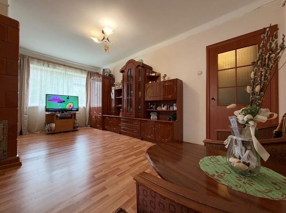 Продаж 3-кімнатної квартири у Мікрорайоні. Вул. Івасюка