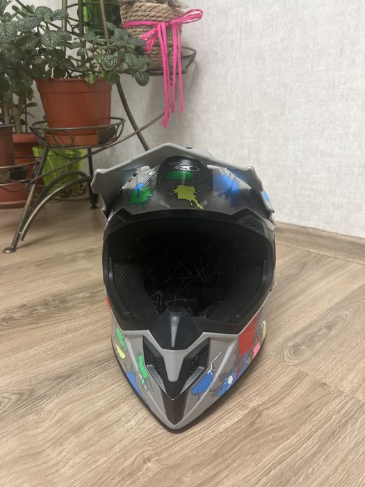 Шлем для мотоцикла,мопеда