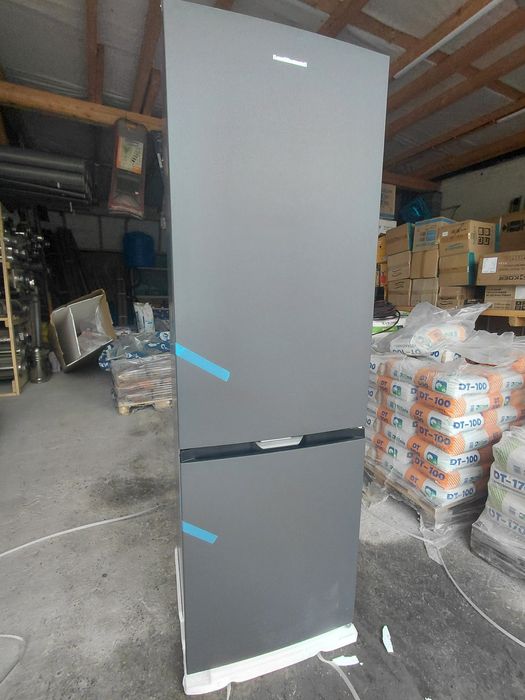 Холодильник двокамерний Grunhelm