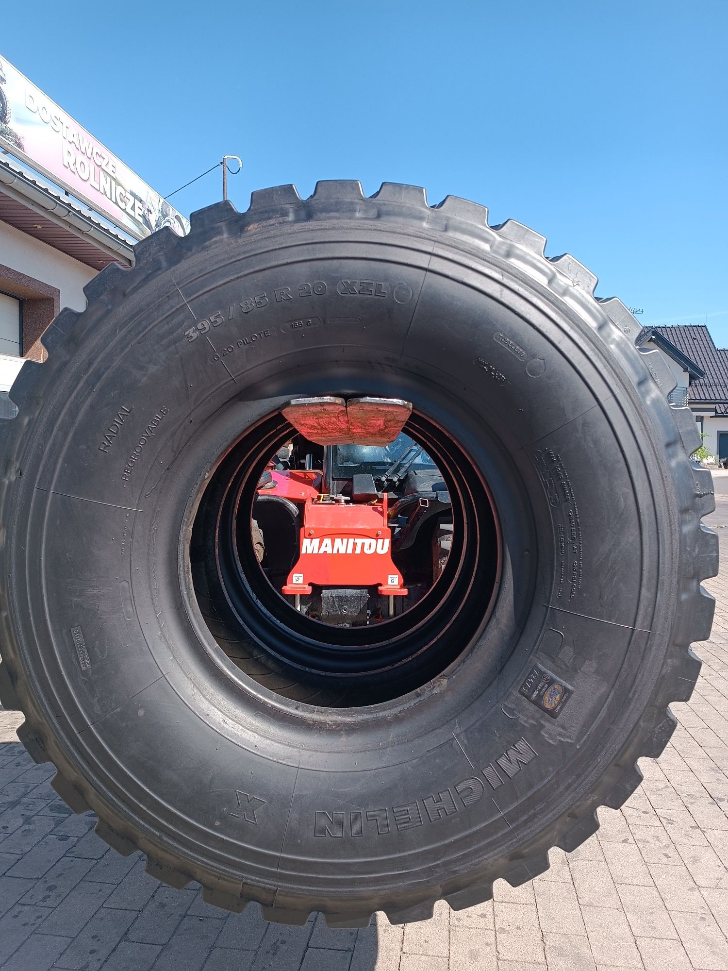 395/85R20 MICHELIN X XZL Radial Regroovable
