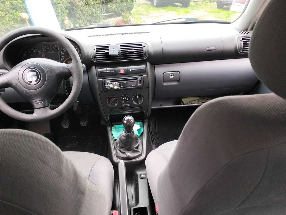 SEAT leon 2001 gasolina