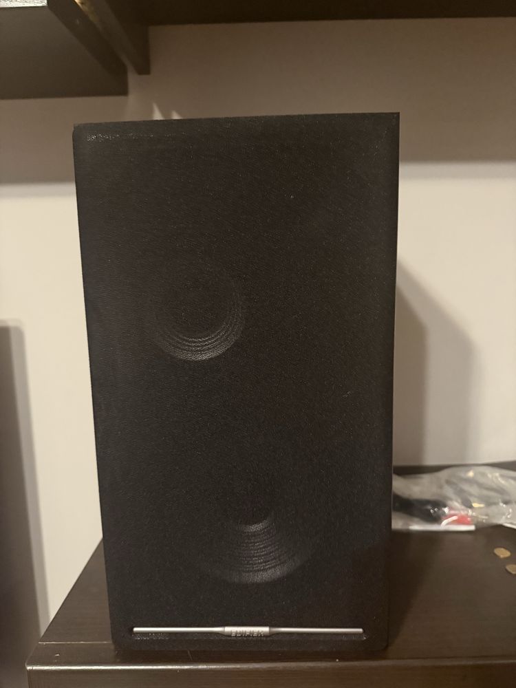 Edifier R2750DB