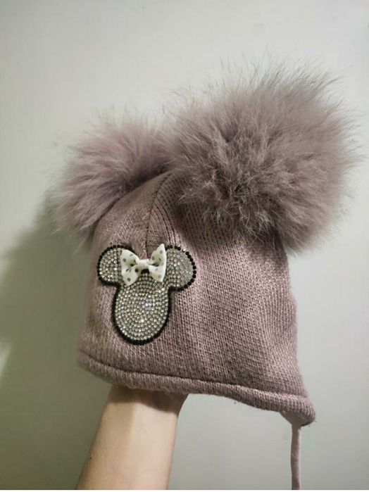 Тепла шапка для дівчинки