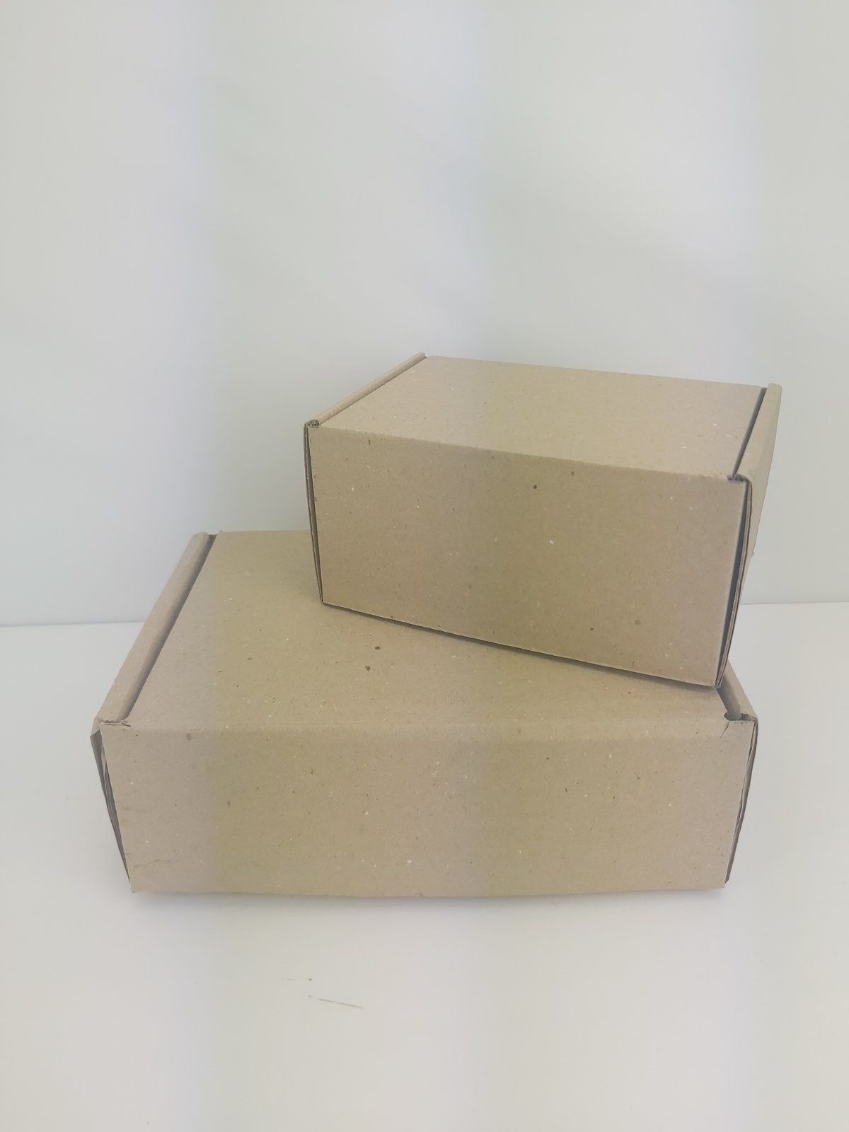 Самосборные коробки 0,5 и 1 кг