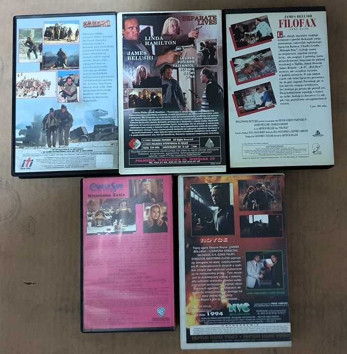 Zestaw 5 filmów na kasetach VHS z Jamesem Belushim