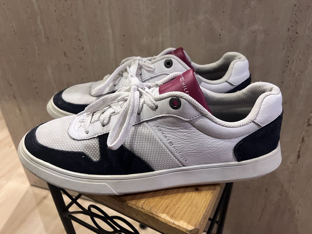 Buty Tommy Hilfiger rozm. 45
