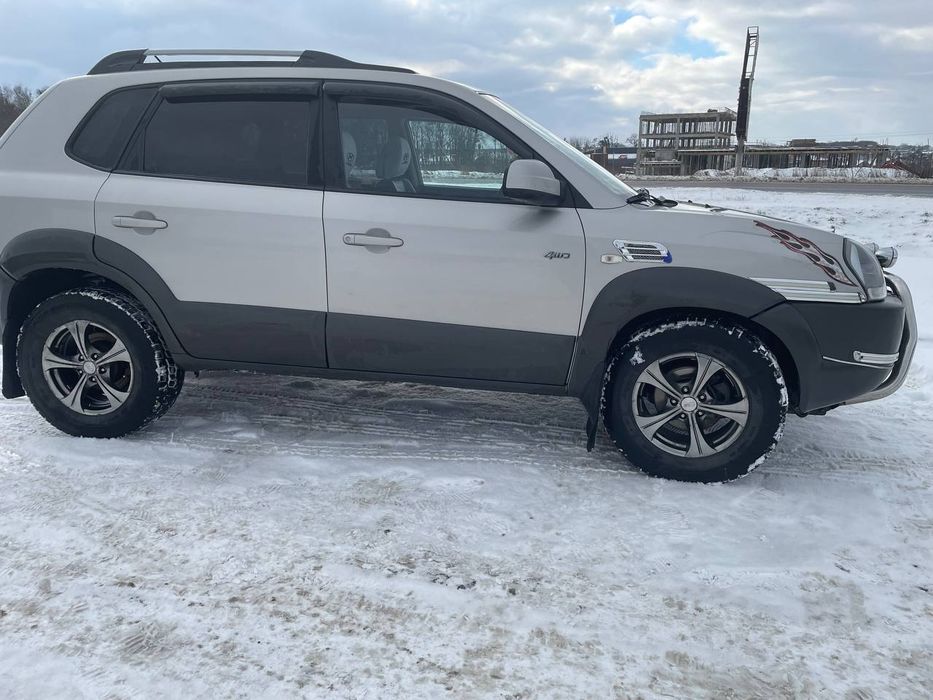Продається Hyundai Tucson, 2008р.
Бензин, 2.0
Механічна коробка
