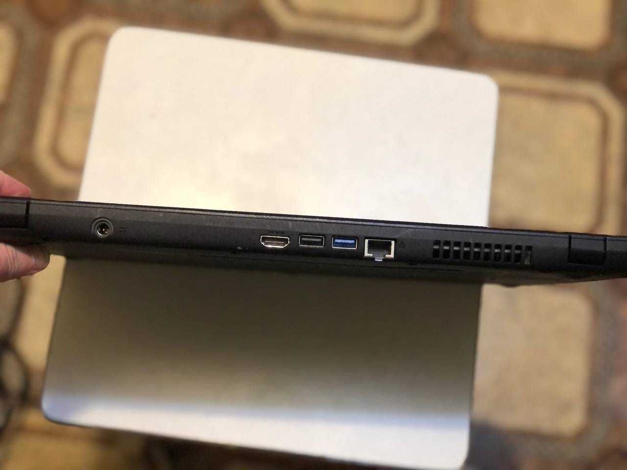 Ноутбук Acer Aspire ES1-533-C3RY (NX.GFTEU.003) Black