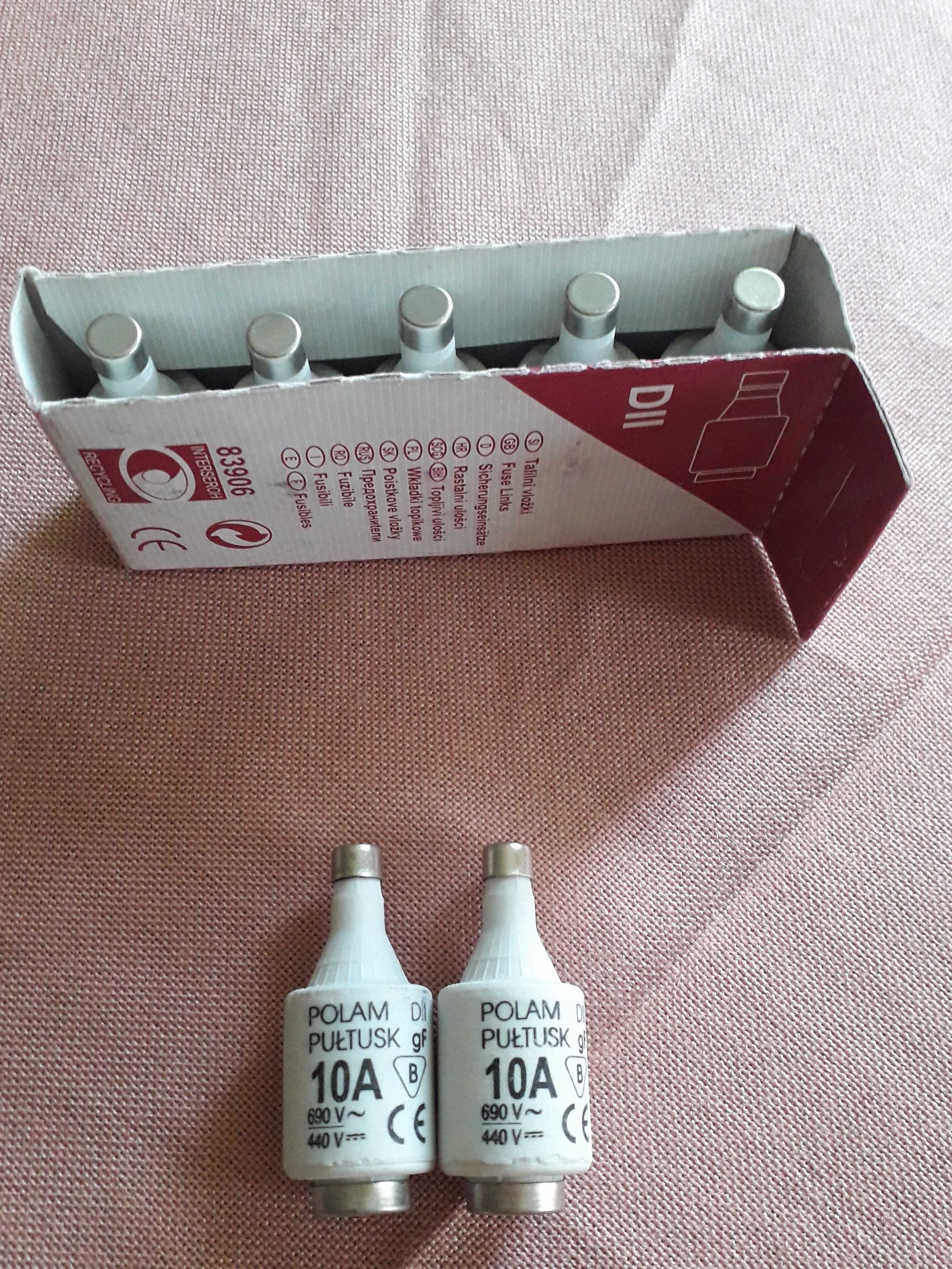 Bezpieczniki topikowe 10A, 16A