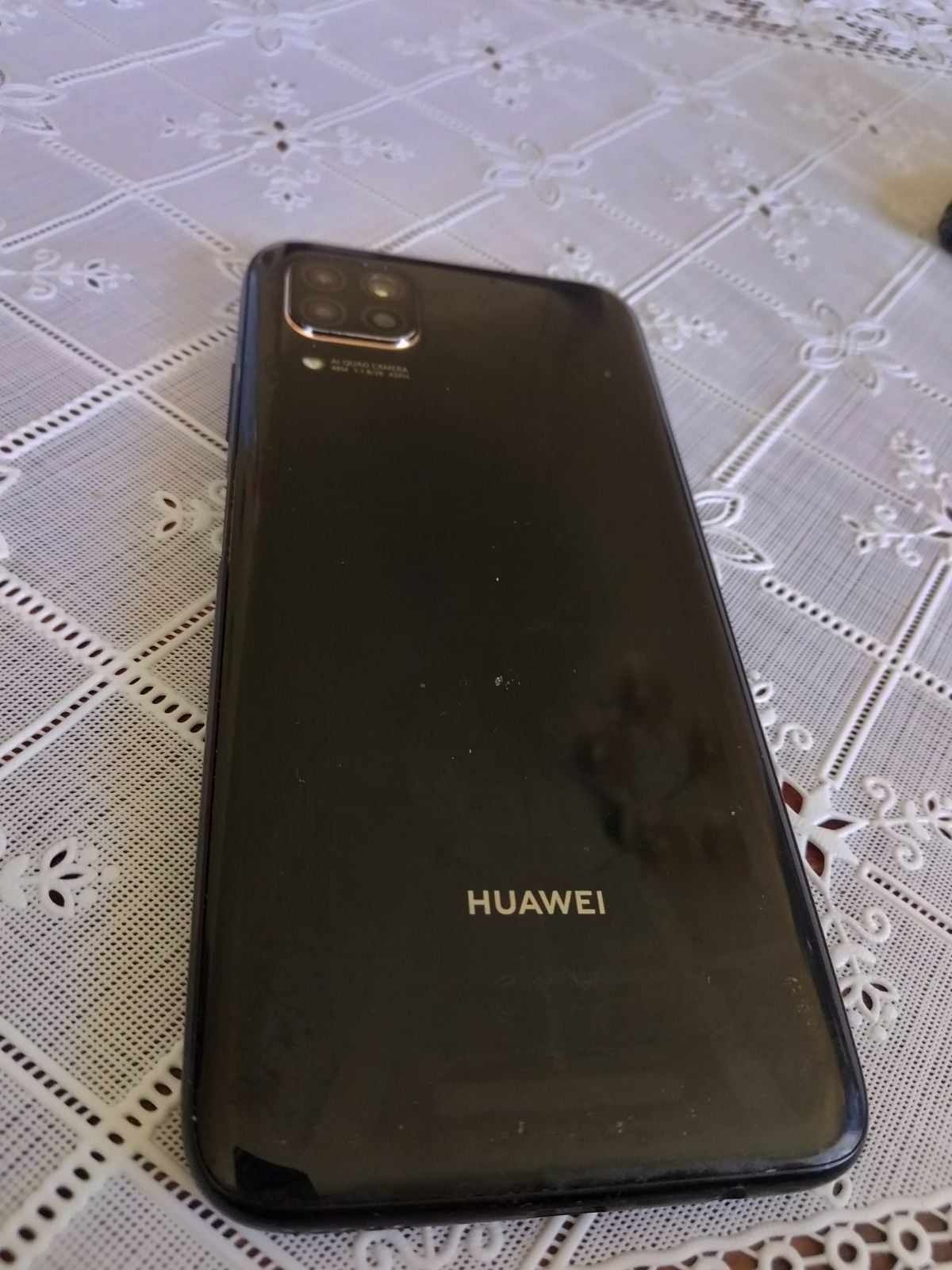 Huawei P40 Lite w dobrym stanie