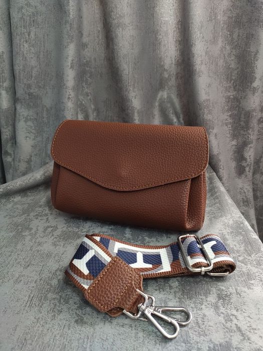 Стильна жіноча сумочка крос боді