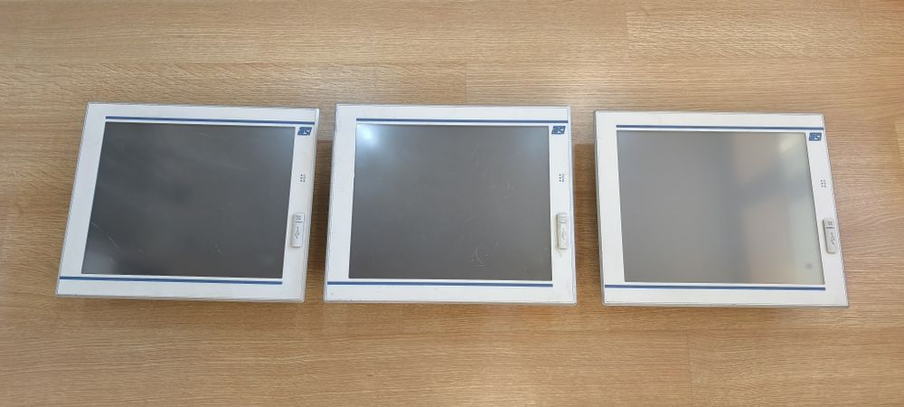 PC Industrial 17" Touchscreen