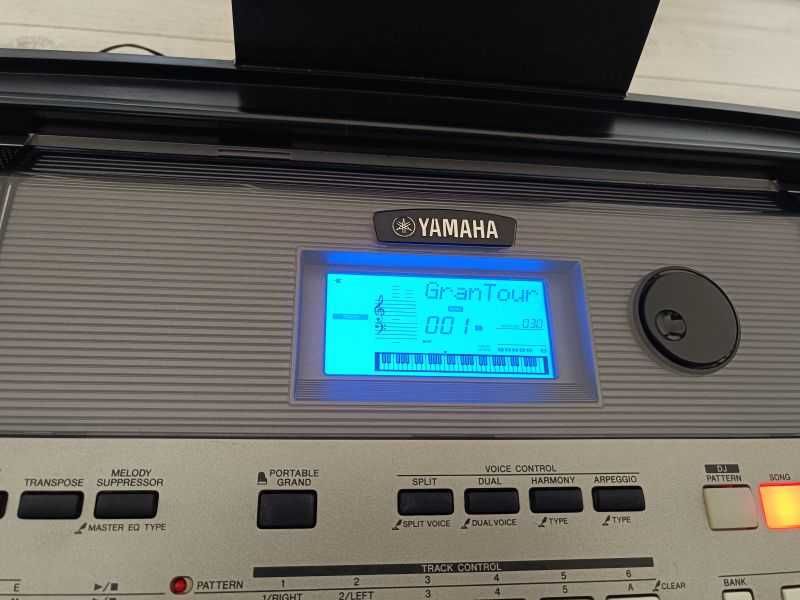 Yamaha PSR-E443 USB dużo funkcji brzmień dynamika