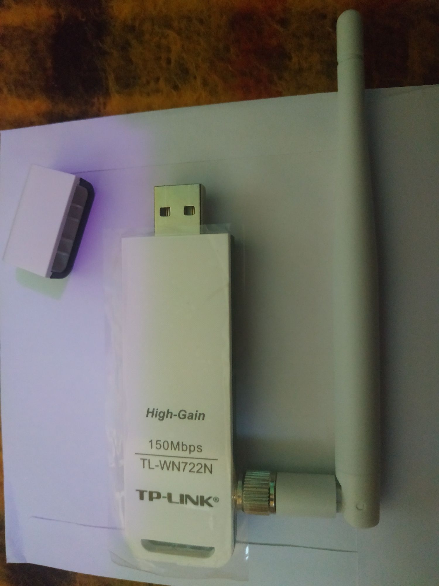 TP-LINK adapret wi-fi na usb. TL-WN722N