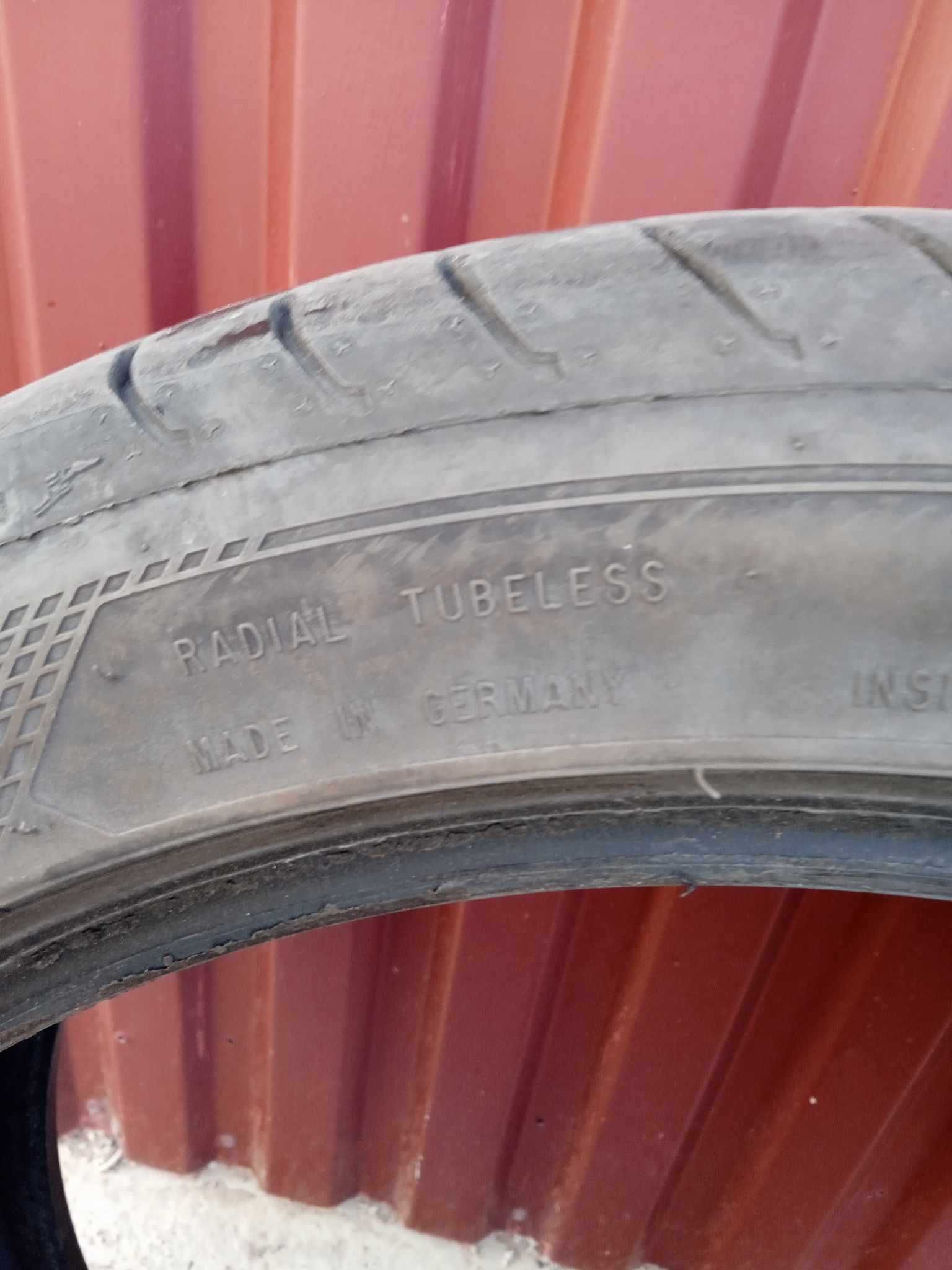 Opona 225/45 R18
