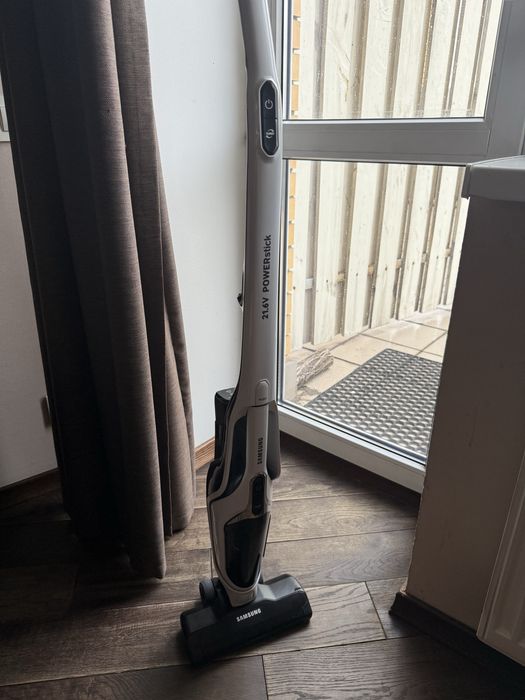 Пылесос 2в1 (вертикальный + ручной) Samsung