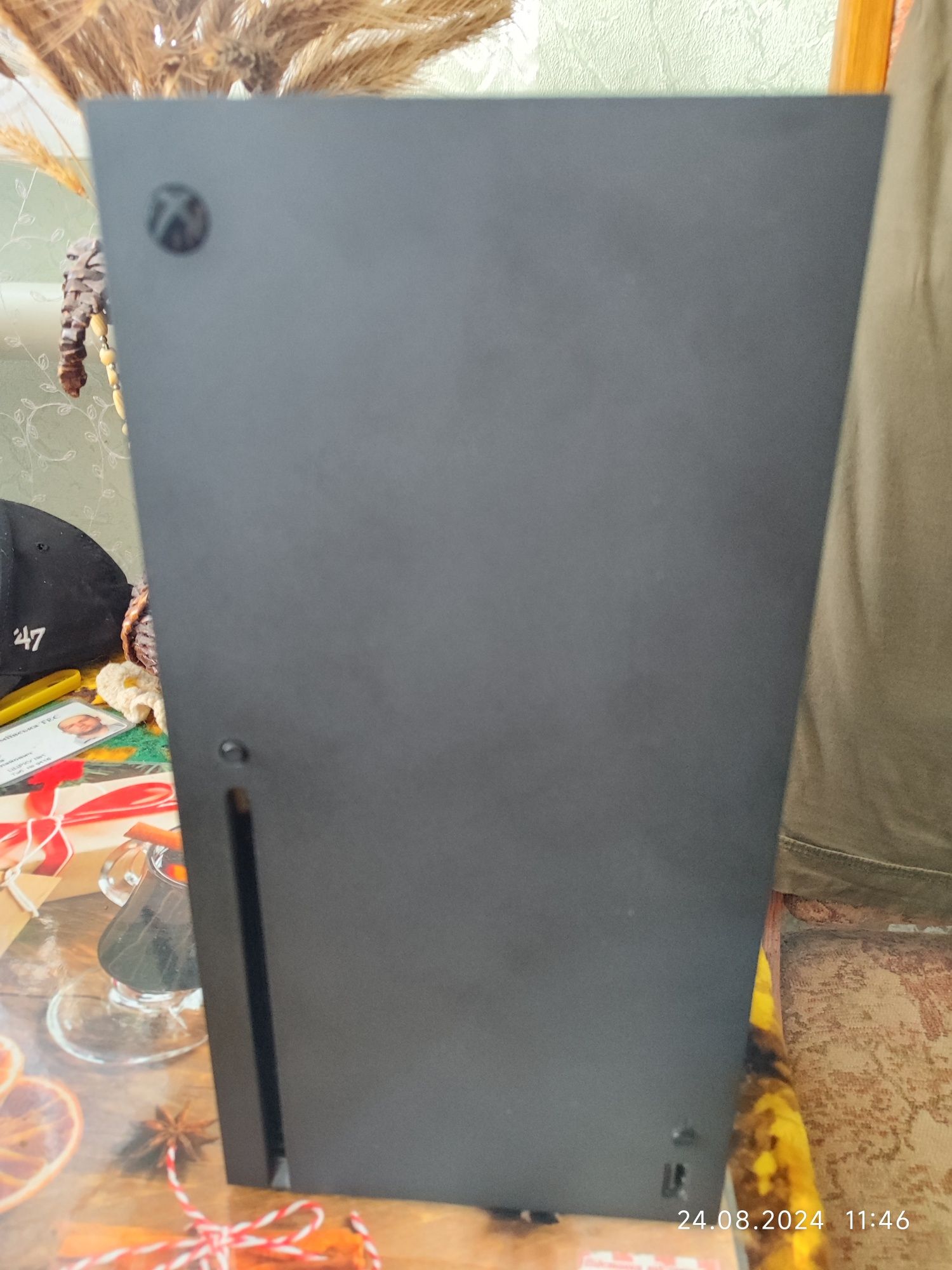 Xbox series X 1tb 2 геймпада