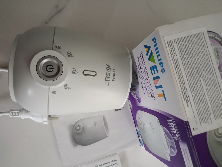 Podgrzewacz do butelek i obiadków avent