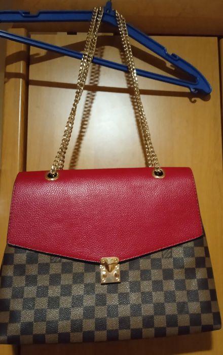 Продам красивую сумку Louis Vuitton.